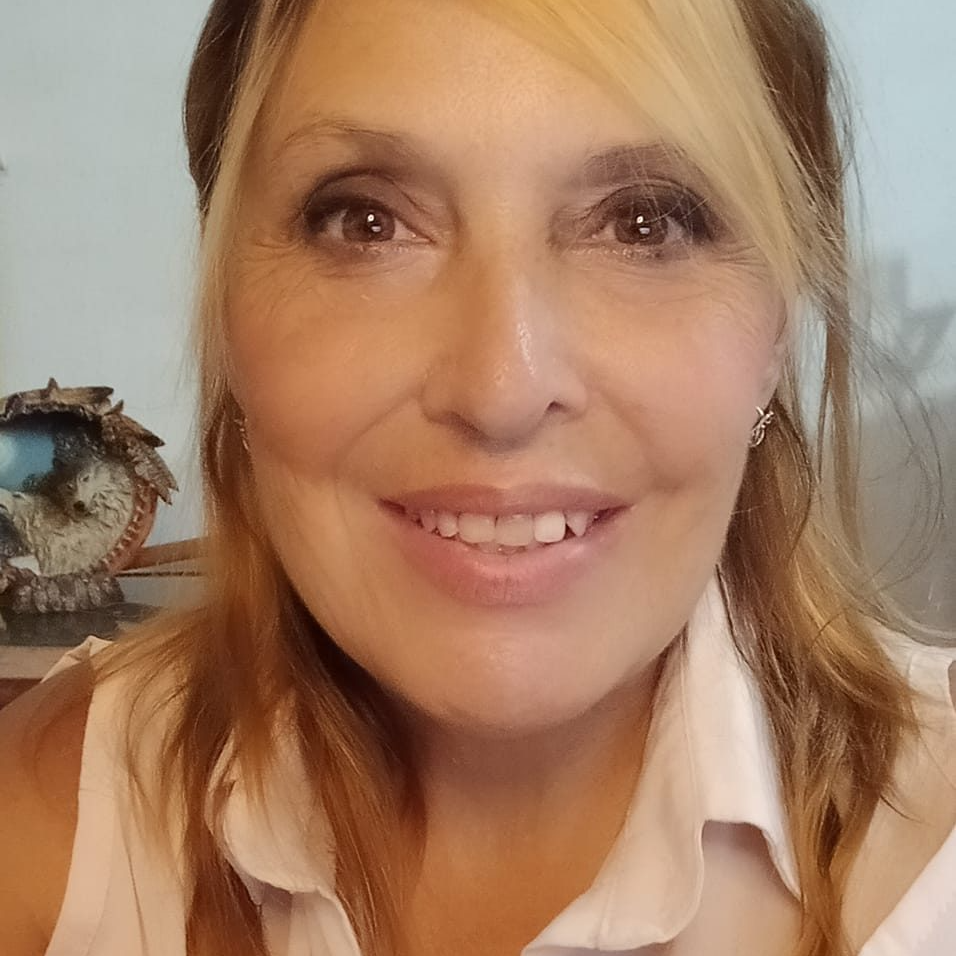 Dr/Drª Claudia Franchini: Dermatologia em Sao paulo